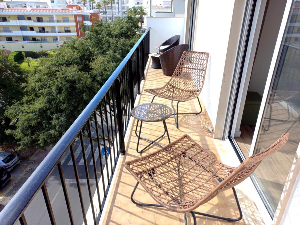 White Pearl Apartment Central Confy Spacious Lagos Exterior photo